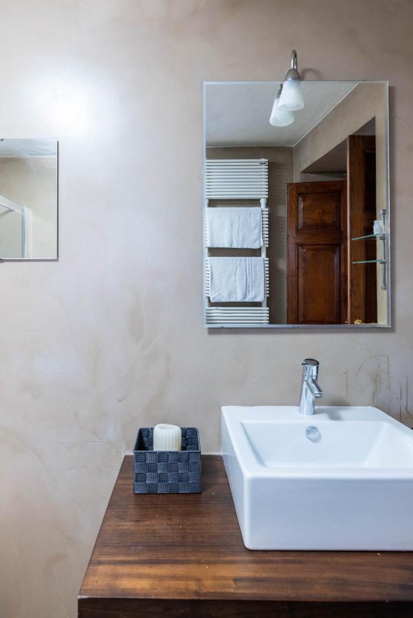 Appartement La Finestra Sulle Langhe - M3Langhe à Cherasco Extérieur photo